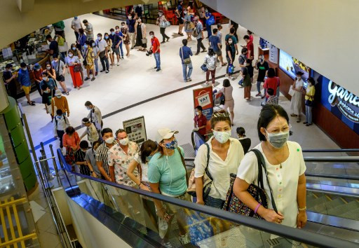 Pusat Perbelanjaan Sudah Mulai Buka di Thailand
